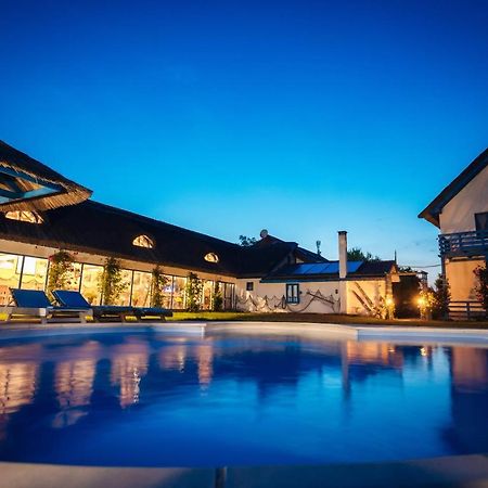 Pension Sharaiman Dunavatu de Jos ภายนอก รูปภาพ